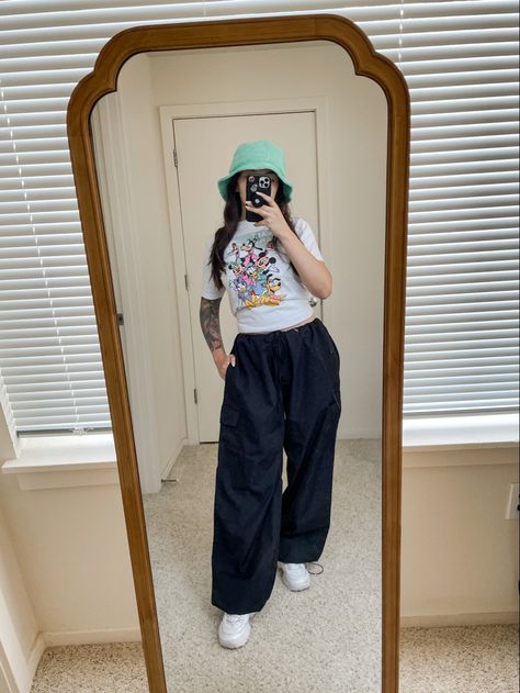 Image of Disney summer outfit with parachute pants bucket hat and graphic tee Disney Bucket Hat, Disney Outfit Inspo, Disney Outfits Women, Bucket Hat Outfit, Disney Lifestyle, Disneyland Outfits, Disney Outfit, Mickey Mouse And Friends, Outfits With Hats