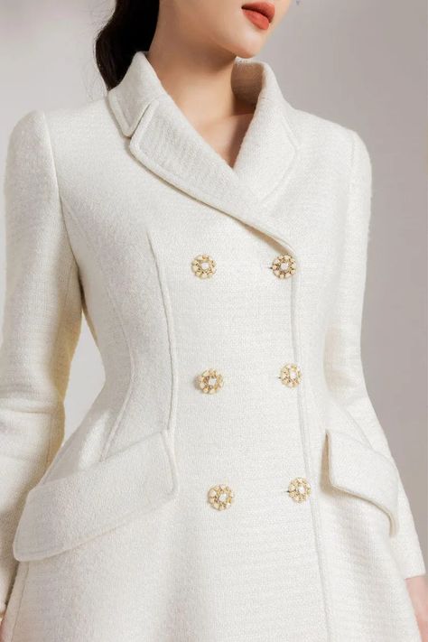 Tweed Trench Coat, Princess Coat, Mean Blvd, Elegant Sophisticated, Linen White, Tweed Fabric, Fashion Hacks Clothes, Coat Outfits, Look Your Best