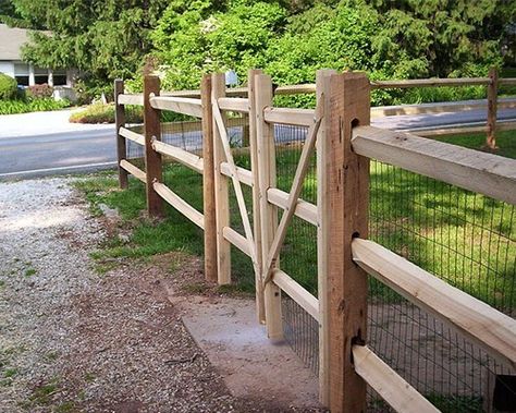 Cedar Split Rail Fence, Split Rail Fence, Fence Gate Design, Green Fence, Small Fence, Living Fence, Concrete Fence, Rail Fence, Front Yard Fence