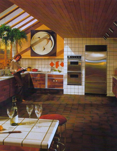 All sizes | Jamo floor-set kitchen 1985 | Flickr - Photo Sharing! 1980s Kitchen, 1980s Decor, 70s Interior Design, 80s Interior Design, 80s House, 80s Home, 80s Interior, 70s House, 70s Interior