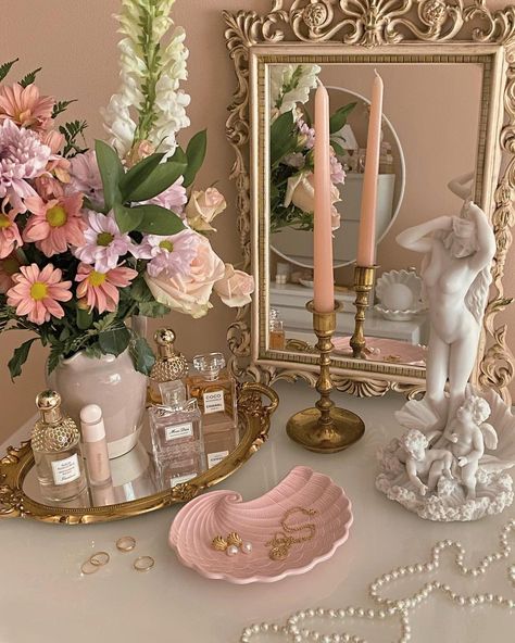 Gold Candlestick Holders, Feminine Room, Cottage Core Room, Girly Apartment Decor, Feminine Bedroom, Vintage Room Decor, Princess Room, Girly Room, Apartment Decor Inspiration