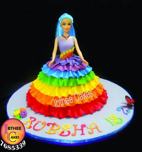 Rainbow Barbie Cake | Flickr - Photo Sharing! Essen, Kids Photoshoot Ideas, Rainbow Barbie, Cake With Rainbow, Barbie Doll Cake, Barbie Birthday Cake, Barbie Doll Cakes, Rainbow Party Decorations, Rainbow Skirt