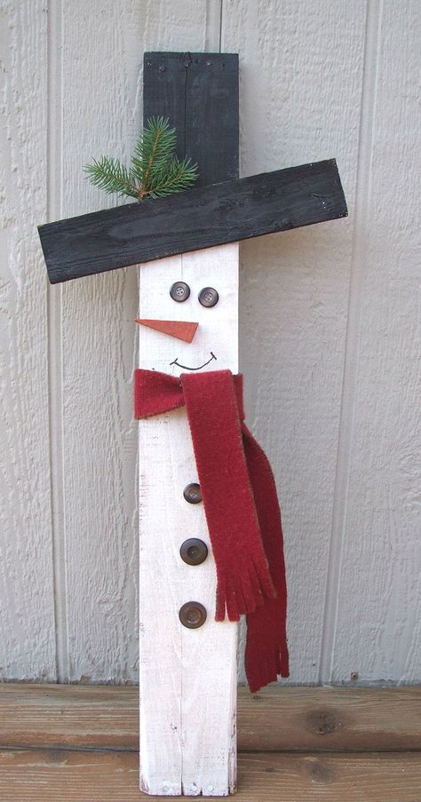 How to Make A Wooden Snowman with Advanced Strength Adhesive Wood Projects For Christmas, Diy Schneemann, Jul Diy, Wooden Snowmen, Wooden Christmas Crafts, Wooden Snowman, Easy Wood Projects, Easy Wood, Learn Woodworking