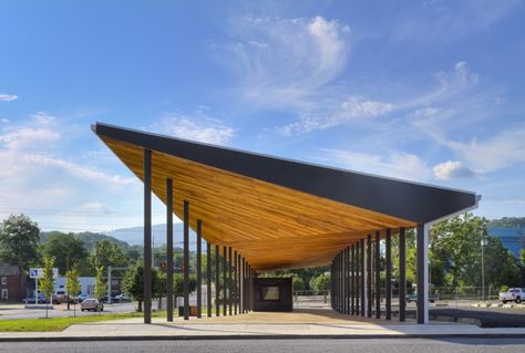 town square pavilions - Google Search Farmers Market Design, Truss Structure, Canopy Architecture, Wooden Canopy, Metal Facade, Backyard Canopy, Public Space Design, Pavilion Design, Garden Canopy