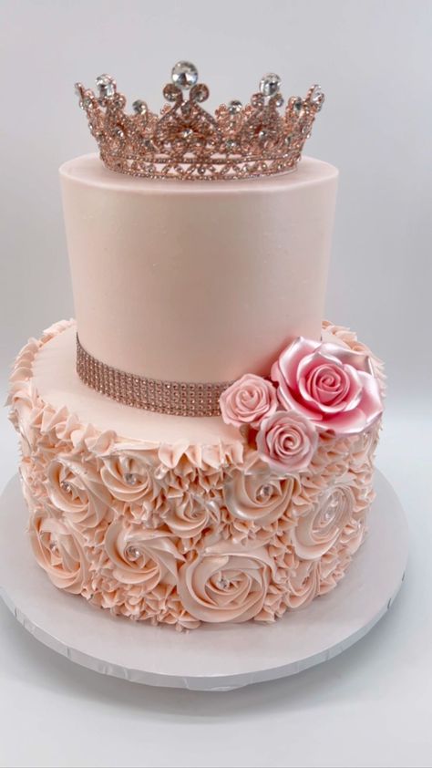 Birthday Cakes For Quinceanera, Fancy Pink Birthday Cake, 15 Cakes Quinceanera Rose Gold, Quiencera Themes Rose Gold, Rose Gold Two Tier Cake, Pink Two Layer Birthday Cake, Cake Idea For Birthday, Rose Gold Cake Ideas Birthday Two Layer, Rose Gold 2 Tier Cake