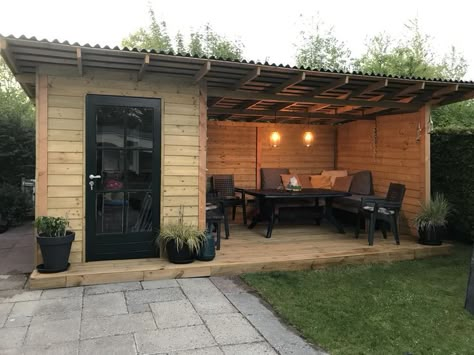 Shed With Covered Patio, Shed With Pergola Attached, Shed Patio, Bbq Shed, Backyard House, Backyard Buildings, Back Garden Design, Backyard Gazebo, Backyard Bar