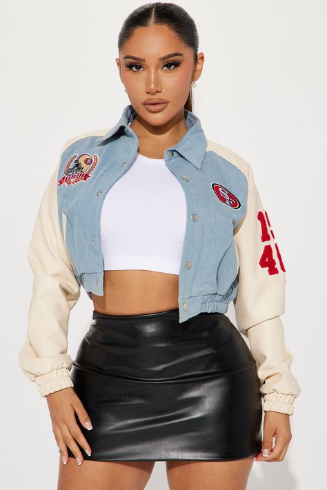 Buy 49ers Denim Jacket in Denim from Fashion Nova. These Screens Tops and Bottoms are available in most sizes. Receive free US shipping on orders over $75 Nfl Fashion, 49ers Jacket, 49ers Outfit, Jacket Outfit Women, Womens Loungewear, Graphic Tees Women, Casual Jacket, Denim Fashion, Classy Outfits