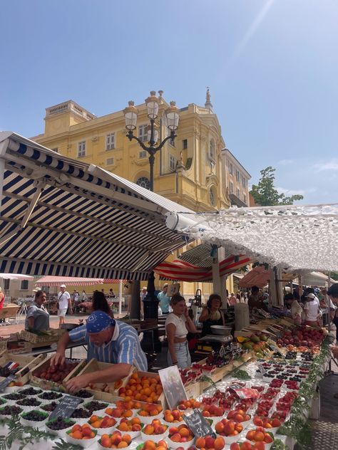 Farmers market in Nice, France fruits aesthetic european summer traveling to europe getaway Nice France Market, French Market Aesthetic, Shopping In Nice France, French Farmers Market, Fruits Aesthetic, Frances Farmer, Traveling To Europe, France Food, Mommy Birthday