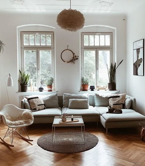 So leb ich mit IKEA: Die 6 schönsten SÖDERHAMN-Variationen | SoLebIch.de Family Sitting Room, Sala Vintage, Söderhamn Sofa, Bohemian Style Home, Relaxing Living Room, Big Sofas, Interiors Magazine, Relaxation Room, Apartment Inspiration