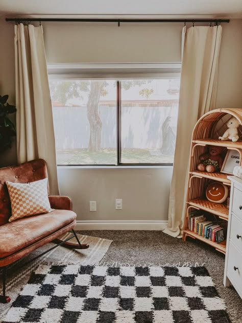 Checkered Rug Playroom, Black And Yellow Nursery, Checkered Theme Nursery, Checkered Nursery Girl, Baby Boy Skater Nursery, Checkered Toddler Room, Retro Boys Nursery, Checkered Rug Nursery, Black And White Checkered Nursery