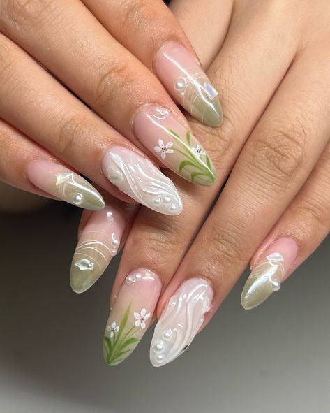 Jade tips 🎍 ✧ : *✧ ib @nailsby.tiff :* ✧ *✧: #gelnails #nailinspo #nailinspiration #nailart #naildesigns #nailartinspo #nailsoftheday #gelx #gelxnails #apresgelx #handpaintednails Green And White Flower Nails, Eucalyptus Nail Design, Green And White Nails Acrylic, Green And White Floral Nails, Eucalyptus Nails, Light Green Nails With Flowers, White And Green Aura Nails, White Nails, Nail Inspo