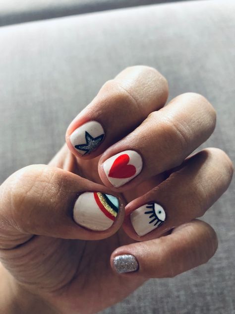 Cute Funny Nail Ideas, Frida Nails Design, Hipster Nail Art, Peace Nails, Hipster Nails, Tattoo Nail Art, Retro Nails, Wow Nails, Punk Nails