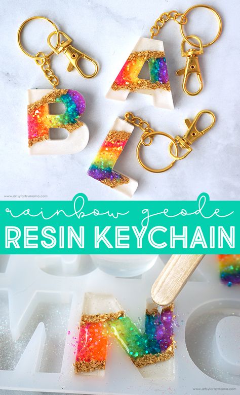 Resin Rainbow Geode Letter Keychain | artsy-fartsy mama Rainbow Resin Keychain, Easy Resin Ideas, Uv Resin Keychain Diy, Diy Keychain Ideas How To Make, Resin Craft Ideas, Resin Keychain Ideas, Rainbow Geode, Diy Resin Gifts, Resin Rainbow