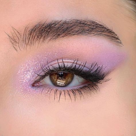 Makeup Looks Prom, Mehndi Makeup, Purple Makeup Looks, I See The Light, Icy Pink, Super Shock Shadow, Rapunzel Disney, Purple Eye Makeup, Pink Eye Makeup