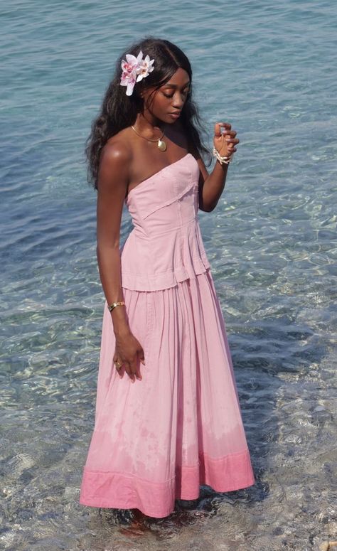 Black Woman Summer Aesthetic, Ethereal Summer Aesthetic, Flowy Dress Black Woman, Holiday Inspo Outfits, Dominican Republic Outfits Black Women, Tennis Dress Aesthetic, Black Girls In Dresses, Tropical Outfit Aesthetic, African Girl Aesthetic