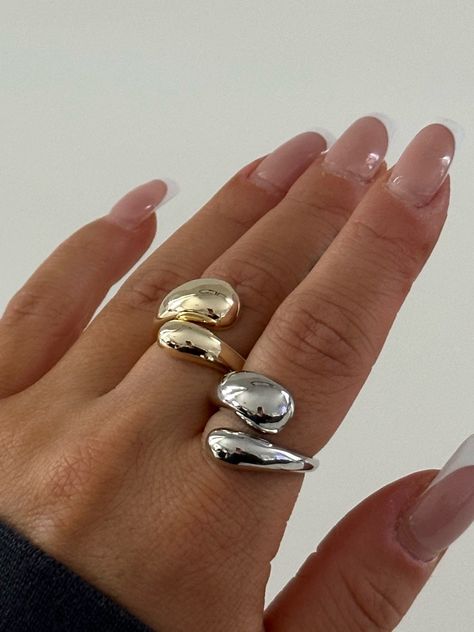 This ring is a stylish and modern accessory with a unique dome design. Its size is adjustable to fit any finger and its thick chunky design is sure to make a statement. Add it to your collection for a unforgettable touch to any outfit. Details: Adjustable Waterproof Tarnish free Hypoallergenic Free from nickel, lead and cadmium. Chunky Gold And Silver Rings, Silver Ring Inspiration, Chuncky Ring, Silver Chunky Jewellery, Chuncky Rings, Jewelry Trends 2024, Thick Gold Rings, Chunky Jewelry Silver, Silver Rings Chunky