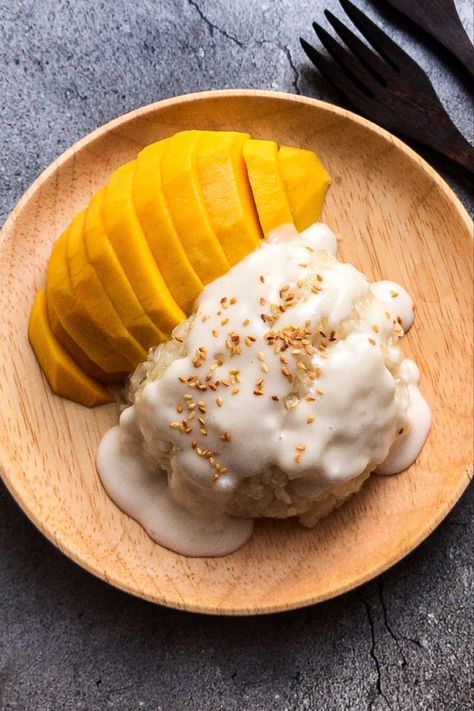 MANGO STICKY RICE Puding Roti, Most Popular Desserts, Mango Sticky Rice, Thai Dessert, Popular Desserts, Asian Desserts, Sticky Rice, Thai Recipes, Pad Thai