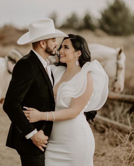 Vaquero Groom Outfit, Charro Engagement Photos, Rancho Engagement Photos, Vaquero Engagement Photos, Outfits For Outdoor Party, Pre Wedding Outfit Ideas Western, Pero Anoche Wedding, Engagement Photos Mexican Theme, Vaquero Wedding Outfit