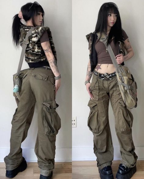 Black Brown Outfit, Chinese Fashion Style, Alt Y2k, Clothes Streetwear, Star Tattoo, Chinese Fashion, Aesthetic White, Brown Outfit, Military Outfit