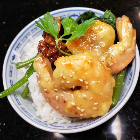 Airfryer Honey Walnut Shrimp Shrimp Air Fryer, Crunchy Shrimp, Honey Shrimp, Walnut Shrimp, Honey Walnut, Honey Walnut Shrimp, Air Fryer Dinner Recipes, Air Fryer Recipes Easy, Air Fryer Recipes Healthy