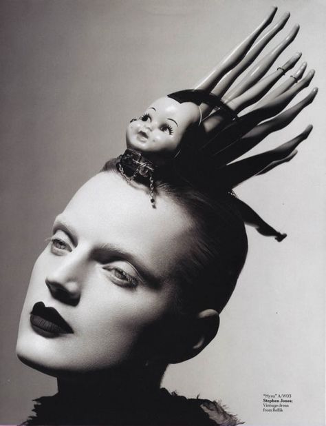 Stephen Jones, vivienne westwood, doll mohawk Guinevere Van Seenus, Stephen Jones, Foto Art, Doll Parts, Headdress, Wearable Art, Fascinator, A Black, Headpiece