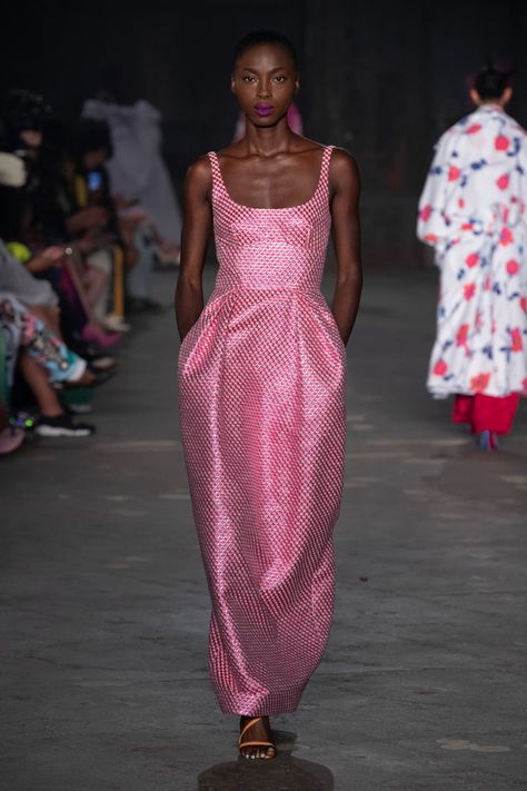 Christopher John Rogers Resort 2023 Collection | Vogue Resort 2023 Fashion, Christopher John Rogers, Ball Skirt, Resort 2023, Bustier Dress, 2023 Collection, 2023 Fashion, Tea Dress, Couture Fashion