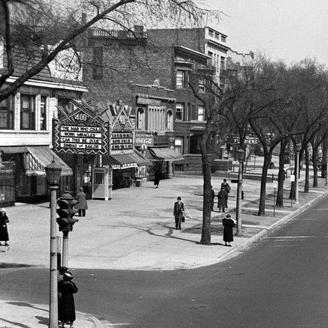 Oak Park Chicago, Rogers Park Chicago, Community Movie, History Journal, Chicago Pictures, Chicago Neighborhoods, Chi Town, Chicago History, Movie Theaters