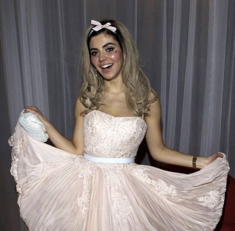 Marina And The Diamonds Costume, Electra Heart Costume, Marina Diamandis Electra Heart, Marina And The Diamonds Electra Heart, Marina Diamandis Aesthetic, Electra Heart Aesthetic, Electra Heart, Marina Diamandis, Heart Aesthetic