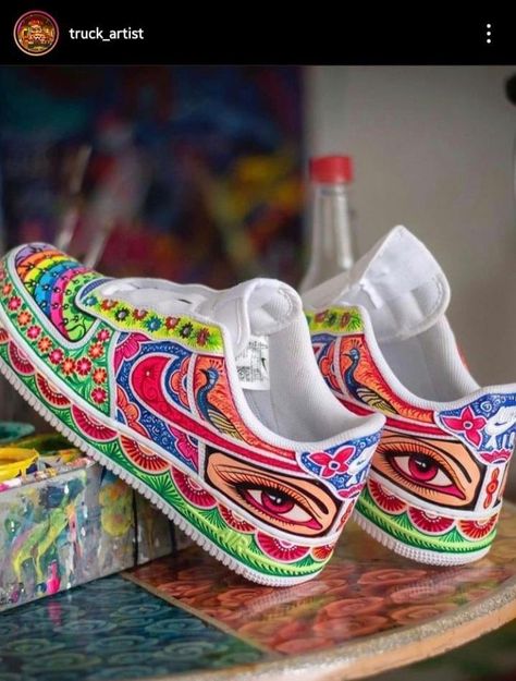 Embroidered Dress Formal, Pakistani Truck Art, Truck Art Pakistan, Pakistani Truck, Artsy Shoes, Haider Ali, Fashion Illustration Poses, Painted Shoes Diy, Pakistani Culture