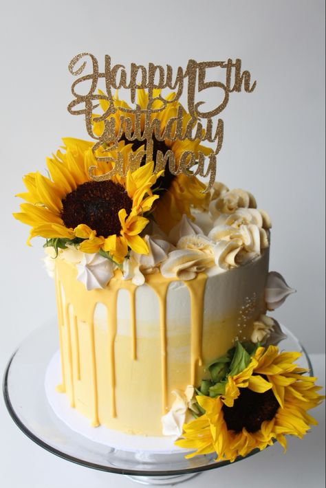 Yellow and white ombré buttercream, yellow drips, pearl sprinkles, sunflowers Yellow Cake Ideas Decoration, Sunflowers Birthday Cake, Yellow 21st Birthday Cake, Sunflower Cake And Cupcakes, Sunflowers Cake Ideas, Yellow Cake Decoration Birthday, Yellow Cakes Birthday, Sunflower Bday Cake, Sunflower Design Cake