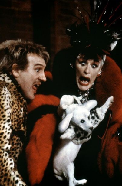 Gérard Depardieu as Jean-Pierre Le Pelt & Glenn Close as Cruella De Vil - 102 Dalmatians 101 Dalmations Costume, 101 Dalmatians Movie, 102 Dalmatians, Films Disney, 101 Dalmatians Cartoon, Meme Pics, Friends In Low Places, 101 Dalmations, Glenn Close