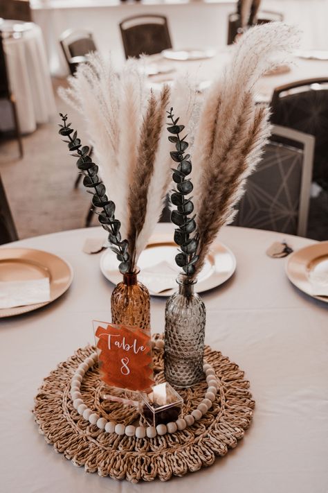 Western Wedding Centerpieces, Western Wedding Decorations, Country Western Wedding, Western Themed Wedding, Country Theme Wedding, Boho Bridal Shower, Future Wedding Plans, September Wedding, Wedding Inspiration Fall