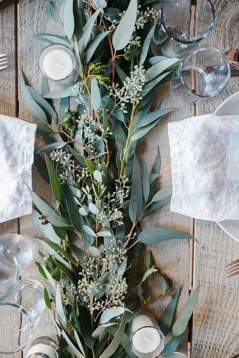 australian native leaves table setting - Google Search Tuscany Wedding Theme, Tafel Decor, Australian Christmas, Table Runners Wedding, Wedding Winter, Salalah, Beltane, Tuscany Wedding, Deco Floral