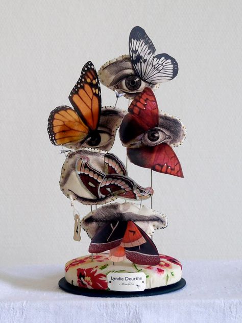 3d Mixed Media Art Inspiration, Art Showcase Display, Found Object Sculpture Art Projects, Unusual Art Ideas, 3d Art Aesthetic, Ap 3d Art Portfolio, 3d Art Portfolio, Funky Sculpture, Trash Sculpture