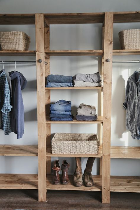 love this... Build a Industrial Style Wood Slat Closet System with Galvanized Pipes | Free and Easy DIY Project and Furniture Plans Farmhouse Walk In Closet, Remodeled House, Wood Closet Shelves, Organiser Son Dressing, Cupboard Closet, Bedroom Closet Storage, Walking Closet, Closet Remodel, Closet Organization Diy