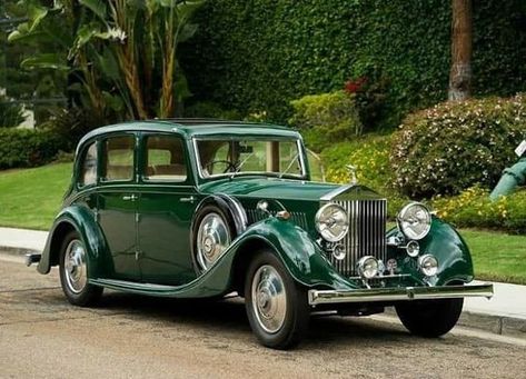 Rolls Royce Vintage, Roll Royce, Rolls Royce Black, Classic Rolls Royce, Bentley Rolls Royce, Vintage Rolls Royce, Jaguar (cars), Auto Retro, Mercedes Sl