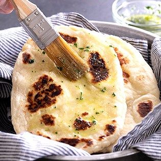 Soft Flatbread Recipe, Gluten Free Naan Bread, Yogurt Eggs, Gluten Free Naan, Pain Naan, Glutenfri Baking, Tortillas Recipe, Recipes With Naan Bread, Gluten Free Yeast Free