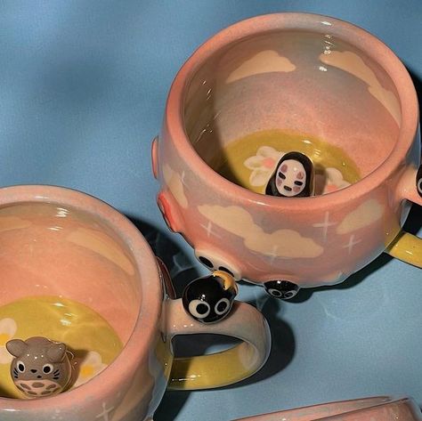 Anime Ceramics Ideas, Ghibli Ceramic Art, Totoro Pottery, Anime Ceramics, Ghibli Pottery, Pottery Studio Ghibli, Studio Ghibli Ceramic, No Face Ceramic, Ghibli Ceramics