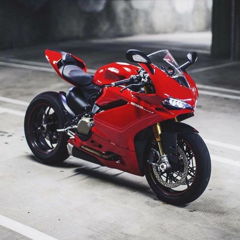 Bike Aesthetic Wallpaper, 1299 Panigale, Ducati 1299 Panigale, Ducati 1299, Ducati Motorbike, Ducati Superbike, Xe Ducati, Ducati 1199, Red Magic