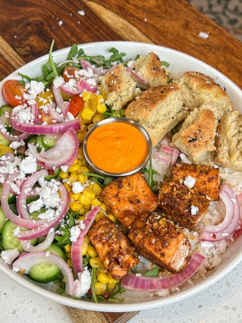 Cava Harissa Avocado Bowls Copycat Cava, Cava Bowl, Harissa Dressing, Breakfast Crumble, Salmon Bowl Recipe, Harissa Salmon, Harissa Recipe, Oatmeal Crisp, Greek Lemon Potatoes