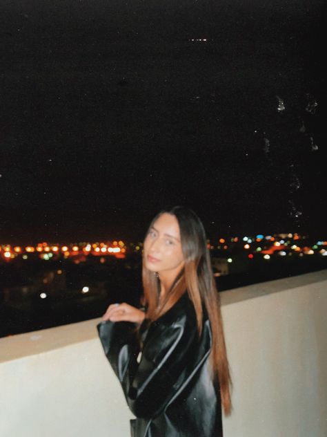 Flash Night Photography, Night Flash Photo, Night Flash Photography, Balcony Pics, Night Time Photoshoot, Flash Photoshoot, Nighttime Photos, Night Photography Portrait, Lifestyle Photography Women