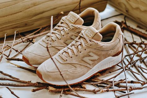 New Balance 840 "Tan" Proves That Less Is More Trainers Outfit, New Balance Trainers, Tan Sneakers, New Balance Outfit, Mommy Style, New Balance Sneakers, Sneakers Outfit, New Balance Shoes, Tan Suede