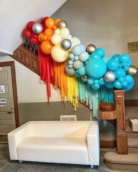 Event Designer and Business Coach on Instagram: “My original plan was going to take off on my birthday weekend. But….when @margobrightoccasions said she needed balloons for a bright…” Stairway Balloon Garland, Balloons On Stairs, Balloons On Staircase, Balloon Garland On Stairs, Staircase Balloon Garland, Balloon Staircase, Balloon Arch Design, Bridal Balloons, Staircase Garland