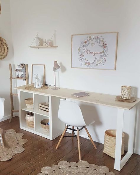 La décoration d'intérieur all white | La Fabrique des Pieds Desks For Two People Work Spaces, Workspace Office, Craft Spaces, Personal Workspace, Study Room Decor, Home Office Space, Home Office Design, Aesthetic Room Decor, Girl Room