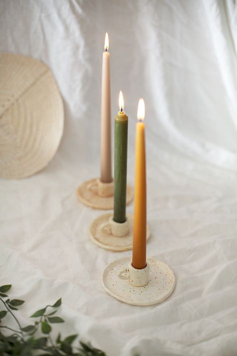 DIY Ceramic-look candleholders | The Lovely Drawer Polymer Clay Candle Holder, Clay Candle Holders Diy, Polymer Clay Candle, Clay Candle Holders, Clay Candle, Cerámica Ideas, Diy Candle Holders, Clay Diy Projects, Diy Ceramic