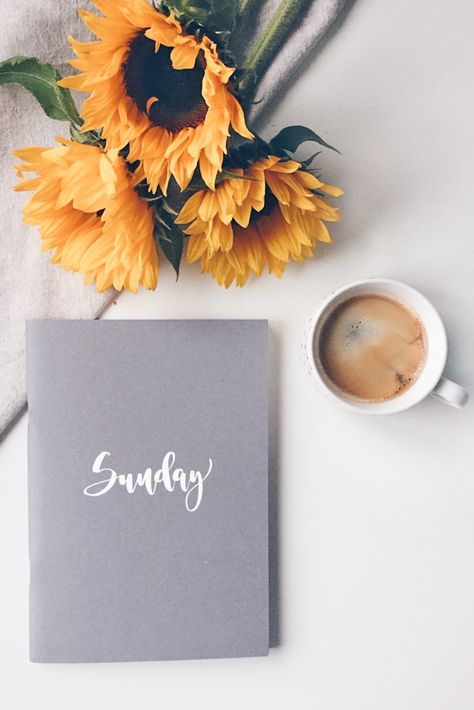 Sunflowers, coffee and calligraphy on this beautiful Sunday morning! Quotes Coffee, Plants Quotes, The Sunflower, Coffee Photography, Flat Lay Photography, Super Quotes, Flower Quotes, Trendy Quotes, Ideas Quotes