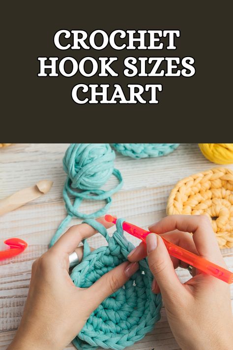 Simplify your crochet projects with this handy crochet hook sizes chart! Perfect for beginners and experienced crafters alike, this chart helps you find the right hook for any yarn. Clear and easy to read, it includes both metric and US sizes, ensuring your stitches are always perfect. Save time and avoid frustration with this essential crochet hook sizes chart. Hook Sizes Chart, Crochet Hook Size Chart, Crotchet Hook, Crochet Hook Sizes Chart, Crochet Clutch Bags, Crochet 101, Ergonomic Crochet Hook, Crochet Clutch, Your Crochet