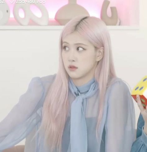 Rosé Meme, Rose Video, Rose And Rosie, Blackpink Memes, 500 Followers, Dara Kpop, Rose Blackpink, Rose Icon, Blackpink Funny