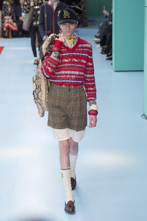 Gucci 2018, Lux Fashion, Nerd Fashion, Alessandro Michele, Fashion Show Collection, Fall 2018, Vogue Paris, Mode Inspiration, Fast Fashion