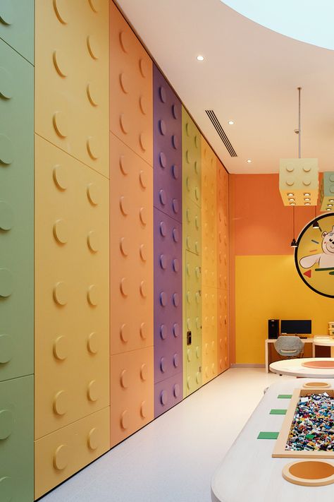 Play School Interiors, Kids Zone Design, Lego Playground, Lego Interior Design, Daycare Room Design, Lego Room Ideas, Kindergarten Interior, Daycare Design, Kids Cafe